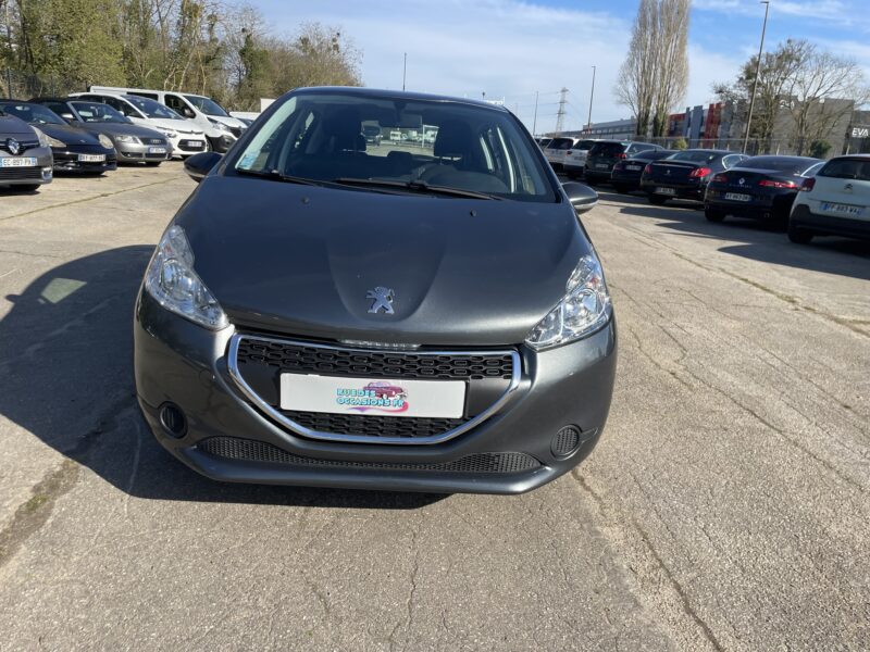 <h1>PEUGEOT 208 2014</h1> » />
                                    </div>
                                                                    <div class=