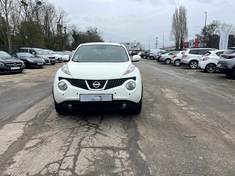 <h1>NISSAN JUKE 2011</h1>