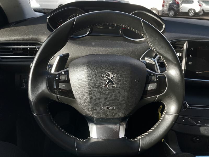 <h1>PEUGEOT 308 SW II 2019</h1> » />
                                    </div>
                                                                    <div class=