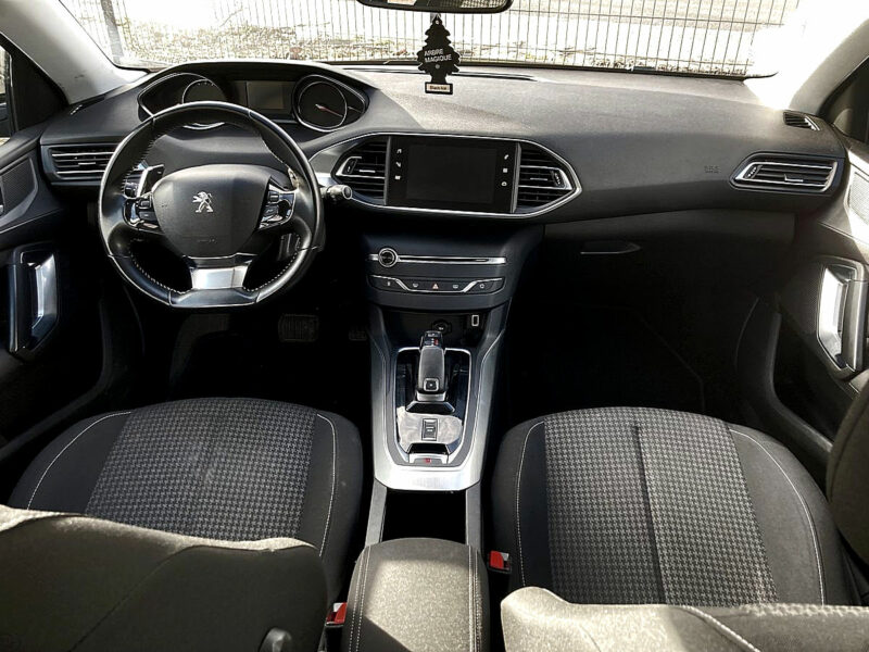 <h1>PEUGEOT 308 SW II 2019</h1> » />
                                    </div>
                                                                    <div class=