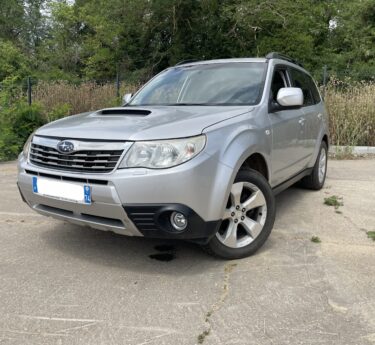 SUBARU FORESTER 2010