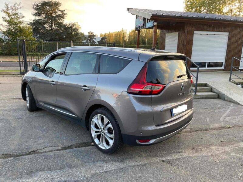 <h1>RENAULT MEGANE SCENIC 2018</h1>