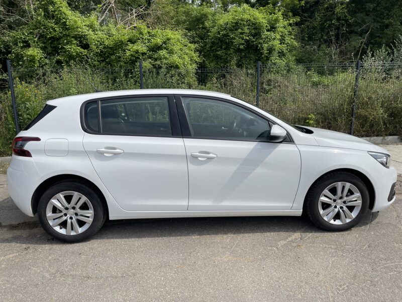 <h1>PEUGEOT 308 II 2019</h1>