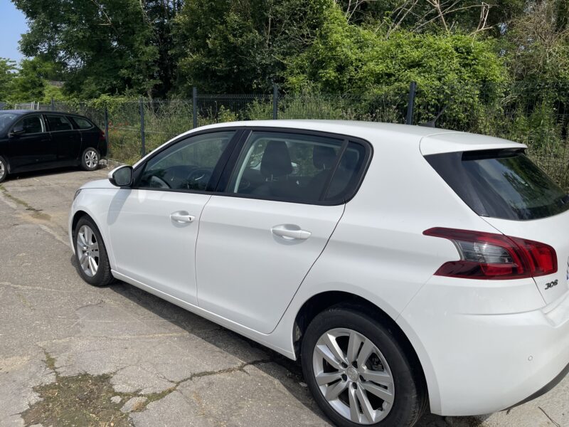 <h1>PEUGEOT 308 II 2019</h1>