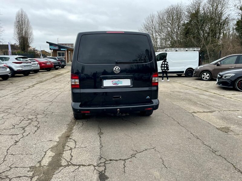 <h1>VOLKSWAGEN TRANSPORTER T5 Autobus/Autocar 2008</h1>