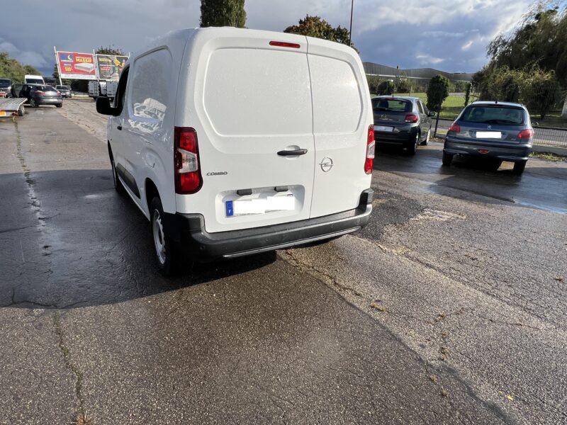 <h1>OPEL COMBO CARGO 2021</h1>