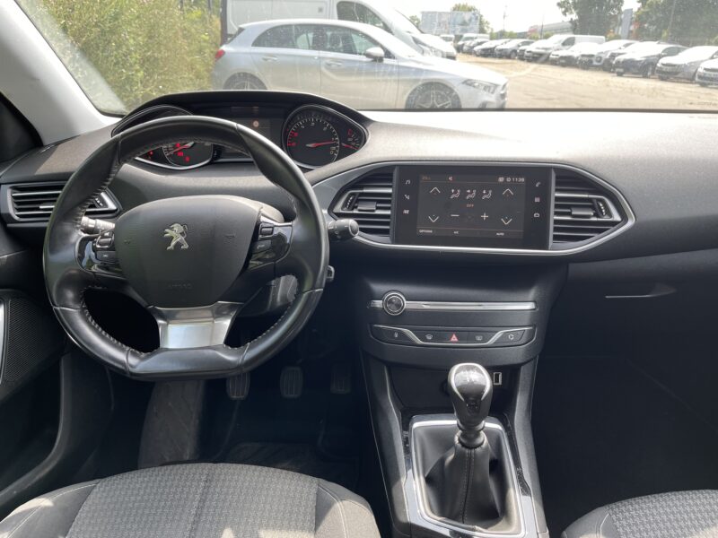 <h1>PEUGEOT 308 II 2019</h1>