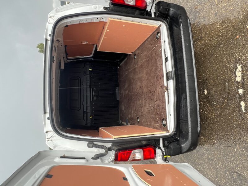 <h1>OPEL COMBO CARGO 2021</h1>