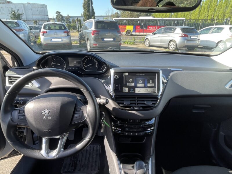 <h1>PEUGEOT 208 1.6 EHDI 92CH BLUE LION BUSINESS PACK</h1>