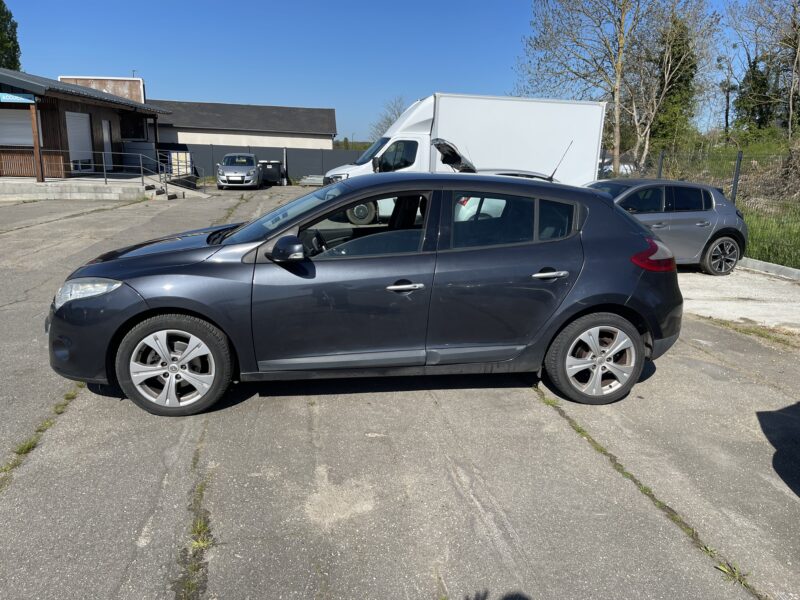 <h1>RENAULT MEGANE 3 DCI TURBO 105CH DYNAMIQUE</h1>