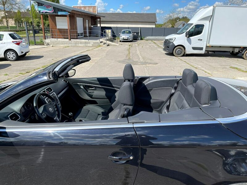 <h1>VOLKSWAGEN EOS 2014</h1>