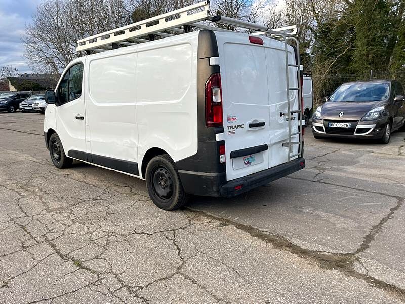 <h1>RENAULT TRAFIC  3 </h1>