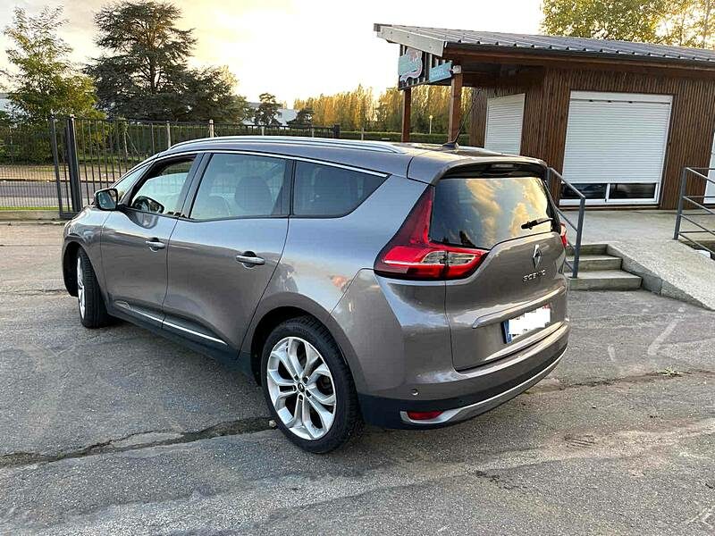 <h1>RENAULT SCENIC IV 2018</h1>