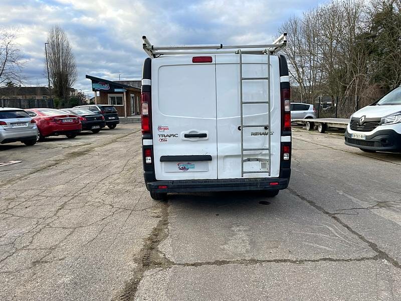 <h1>RENAULT TRAFIC  3 </h1>