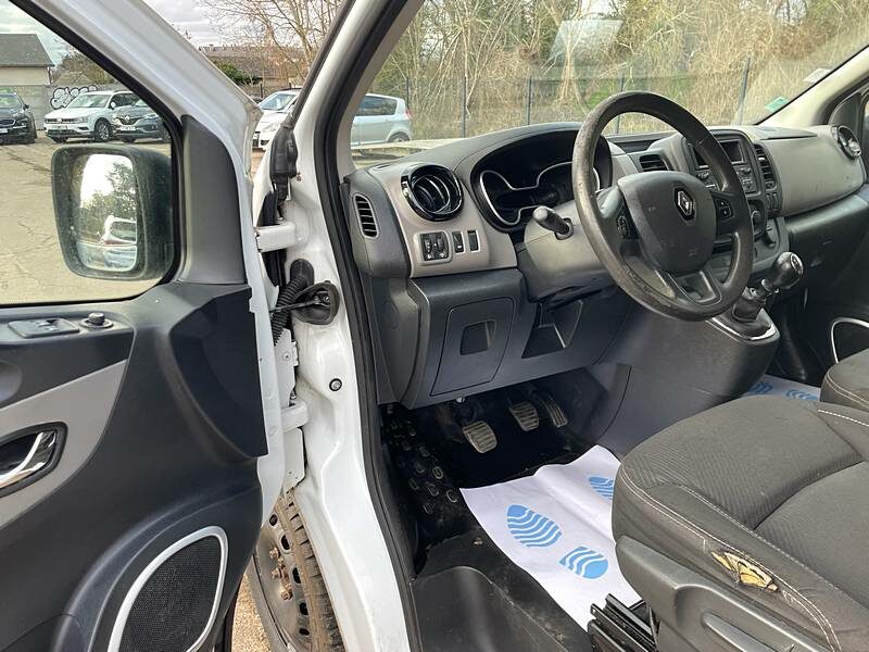 <h1>RENAULT TRAFIC  3 </h1>