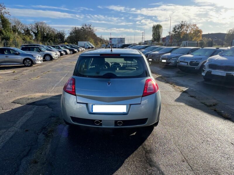 <h1>RENAULT MEGANE 2.0I - 16V TURBO RS 2005 225ch</h1>